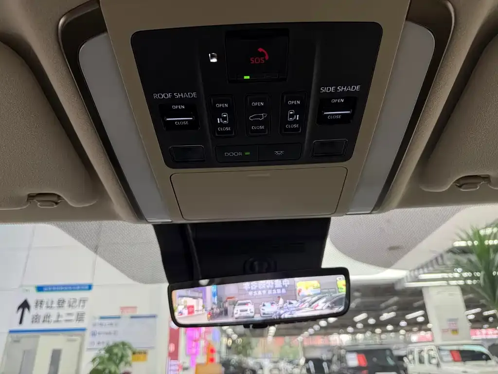 Toyota Alphard — фото 7