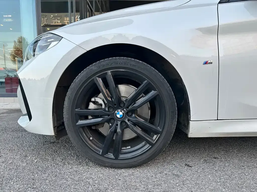 BMW 1 Series — фото 10