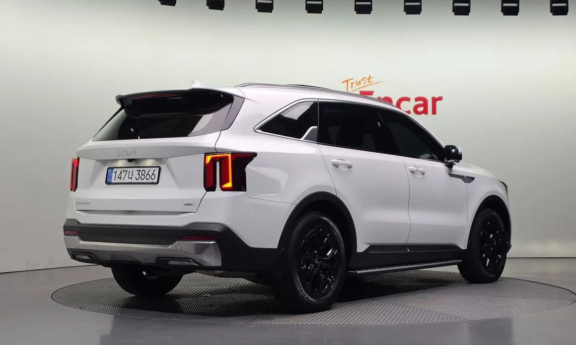 Kia Sorento — фото 4