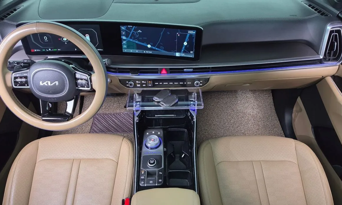 Kia Sorento — фото 9