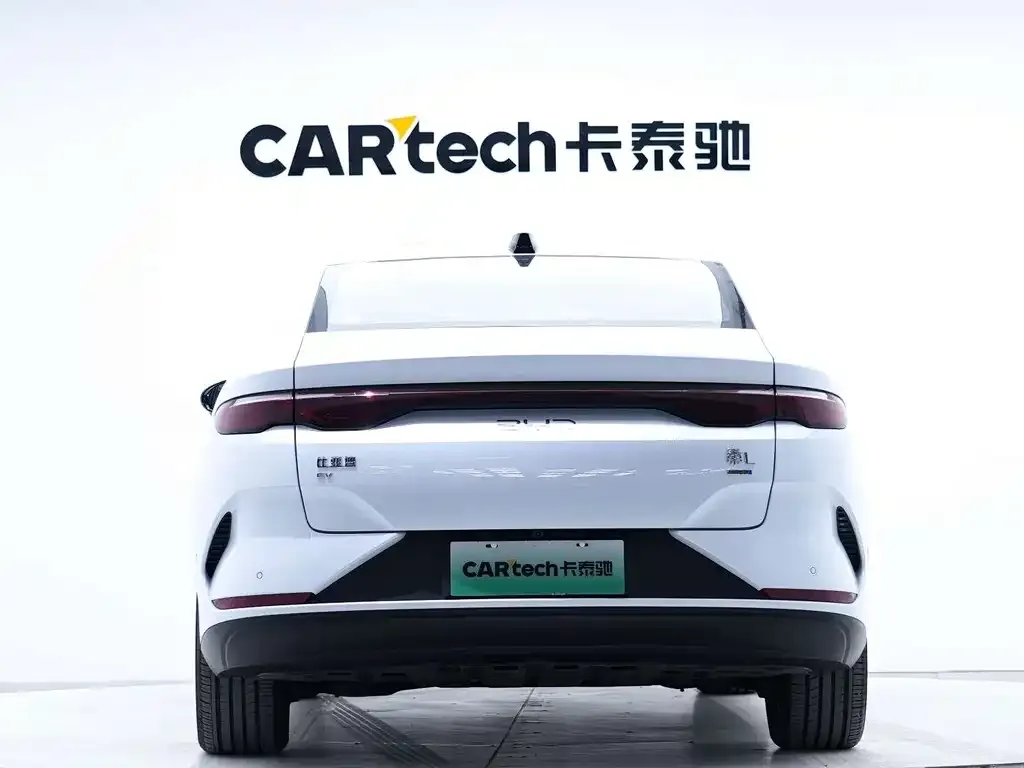 BYD Qin L — фото 10