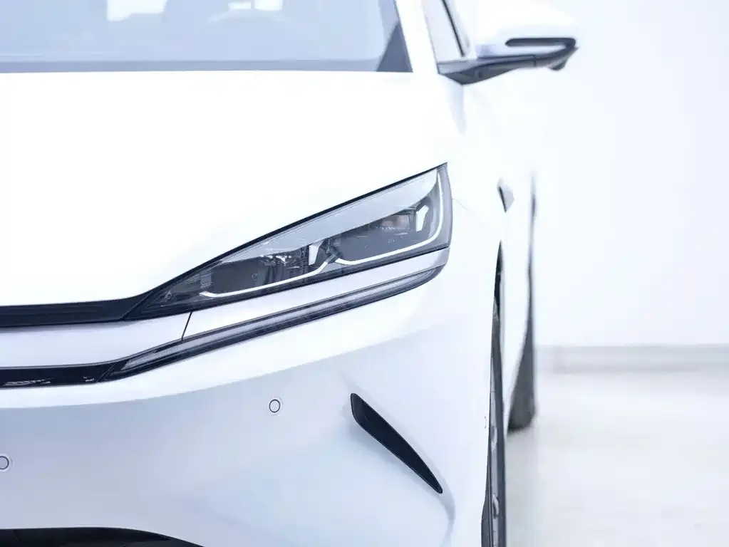 BYD Qin L — фото 3