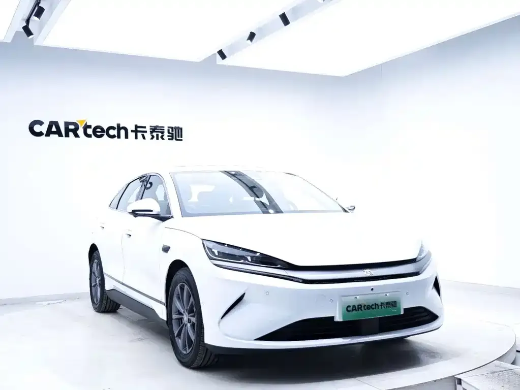 BYD Qin L — фото 8