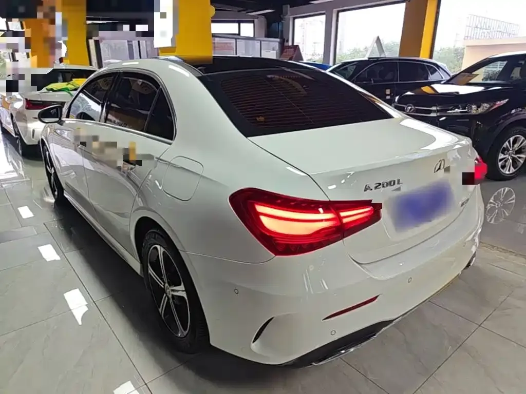 Mercedes-Benz A-Class — фото 10