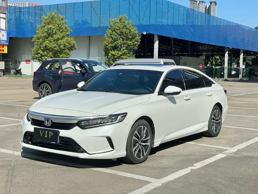 Honda Inspire — фото 1