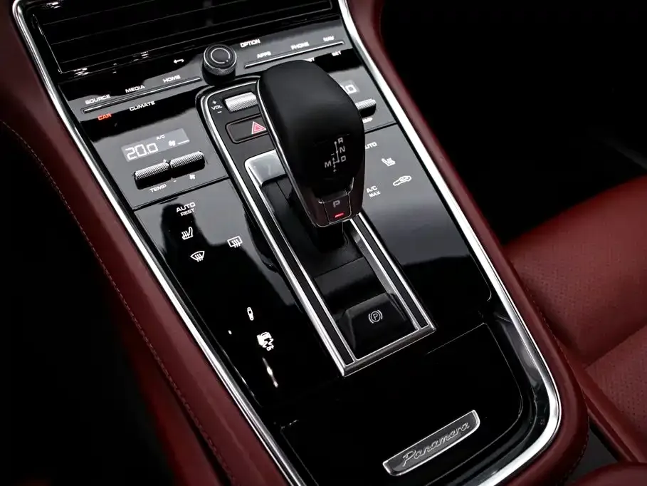 Porsche Panamera — фото 9