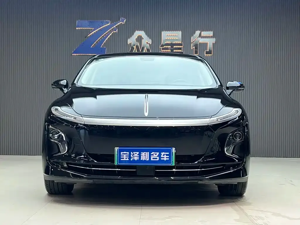 Hongqi E-QM5 — фото 4