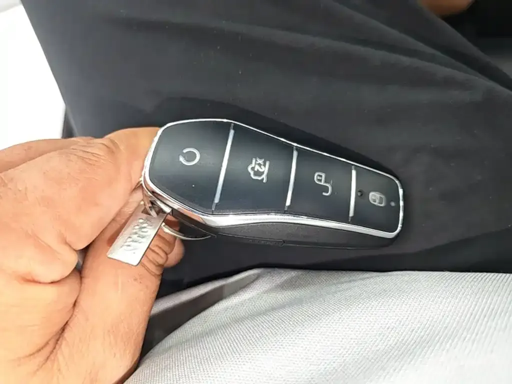 BYD Seal 06 — фото 10