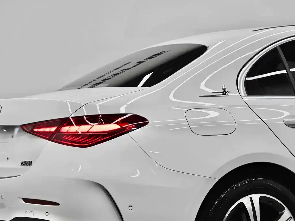 Mercedes-Benz C-Class — фото 8