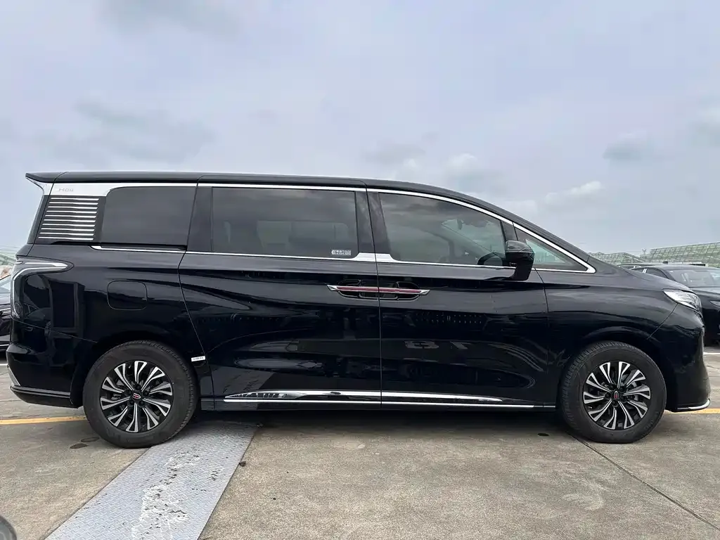 Hongqi HQ9 PHEV — фото 10