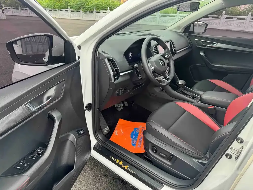 Skoda Karoq — фото 4