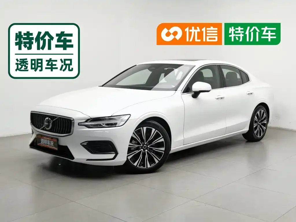 Volvo S60 — фото 1