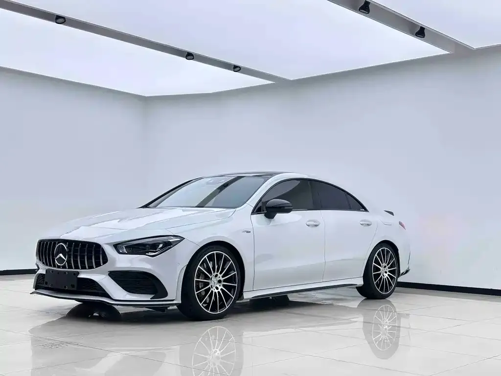 Mercedes-Benz CLA AMG — фото 1