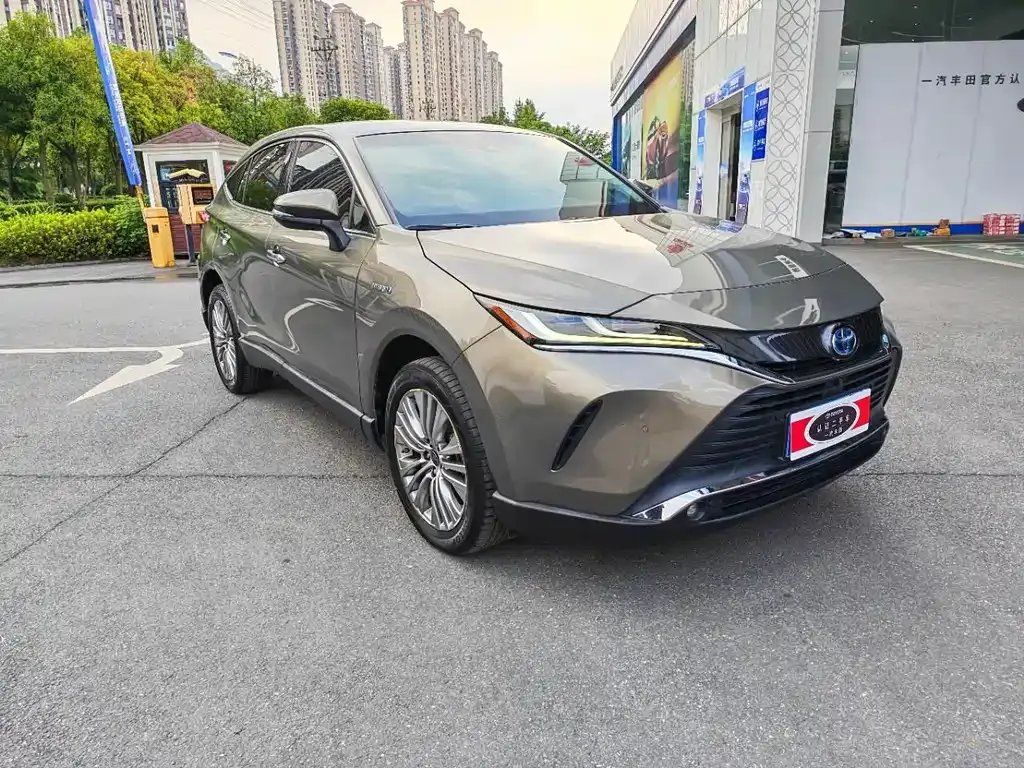 Toyota Harrier — фото 9