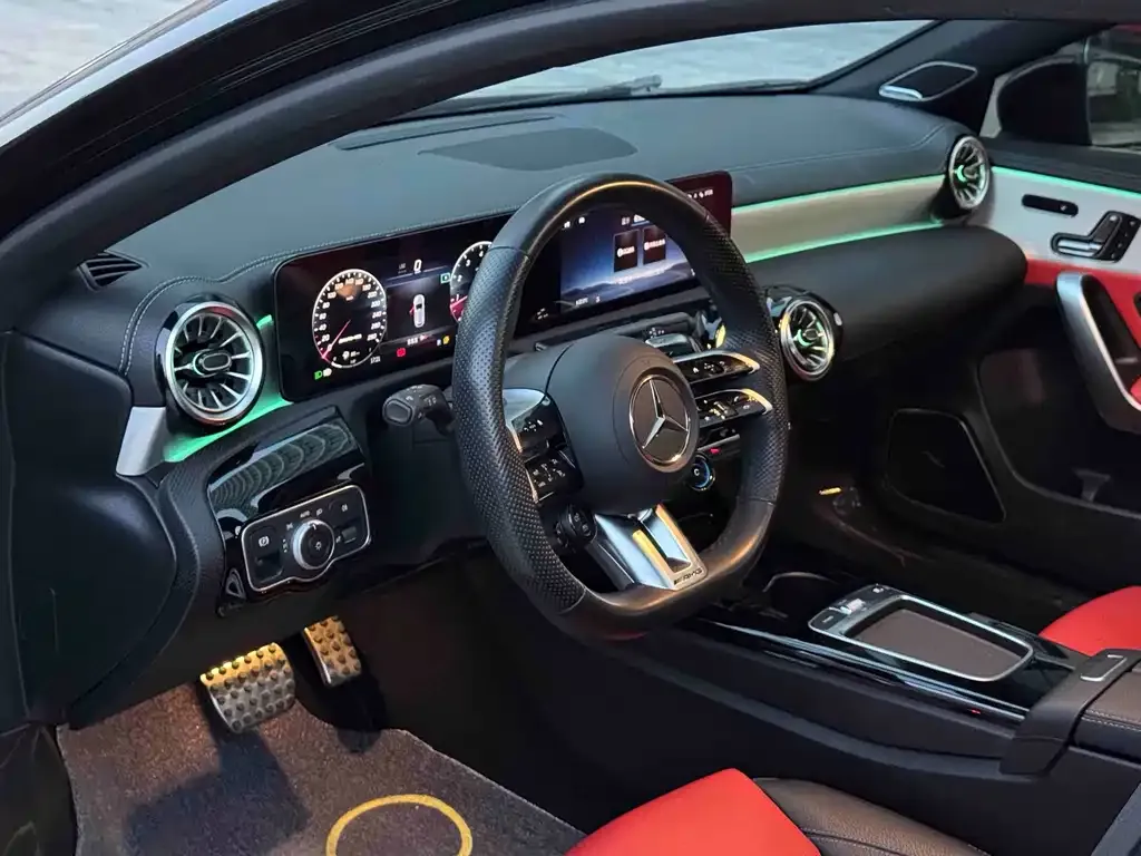 Mercedes-Benz A-Class AMG — фото 5