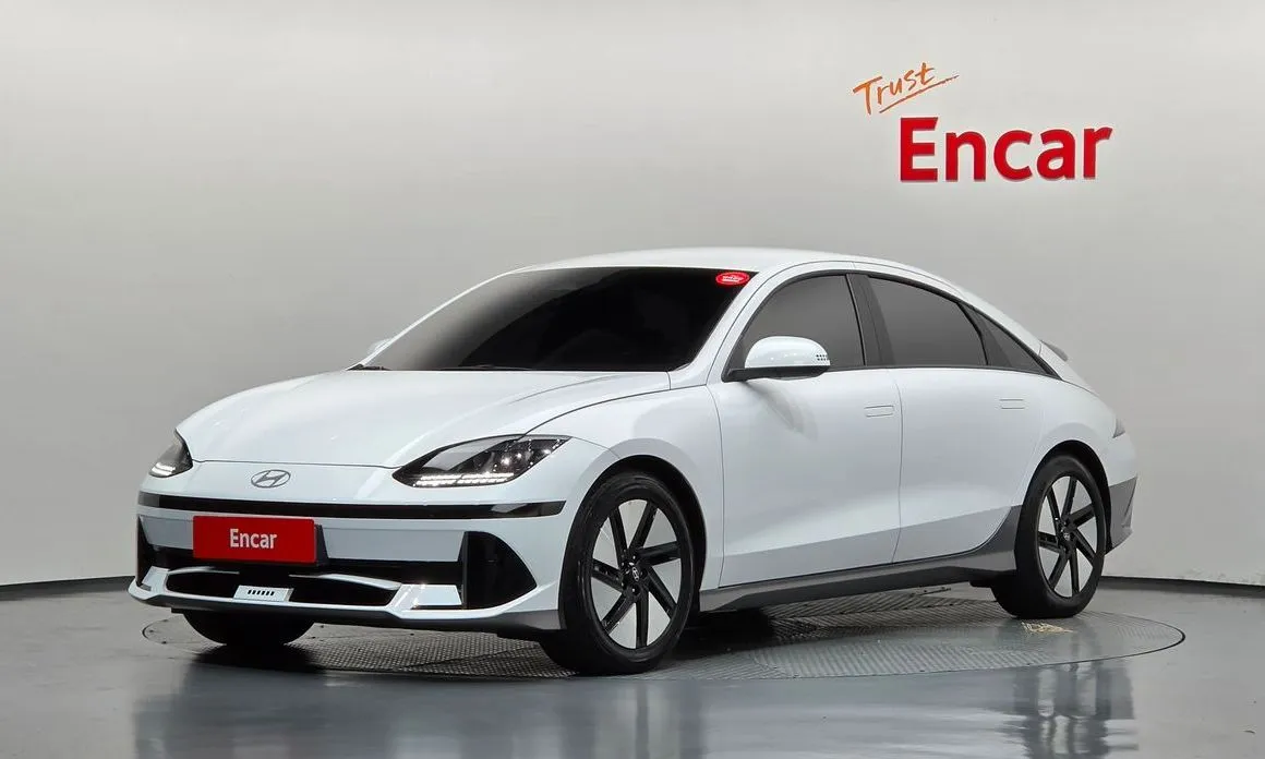 Hyundai Ioniq6 — фото 1