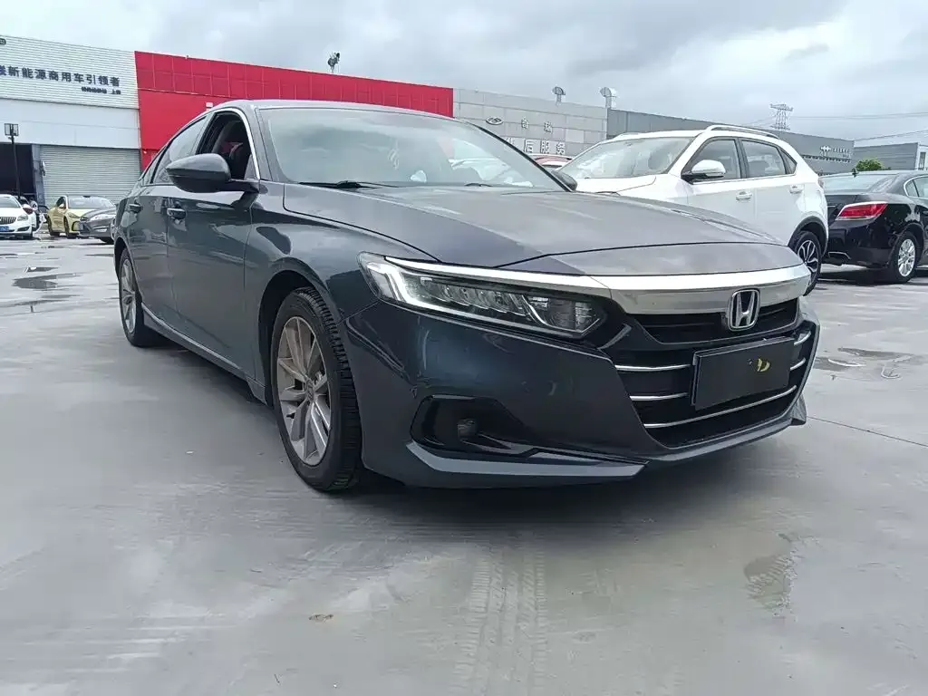 Honda Accord — фото 4