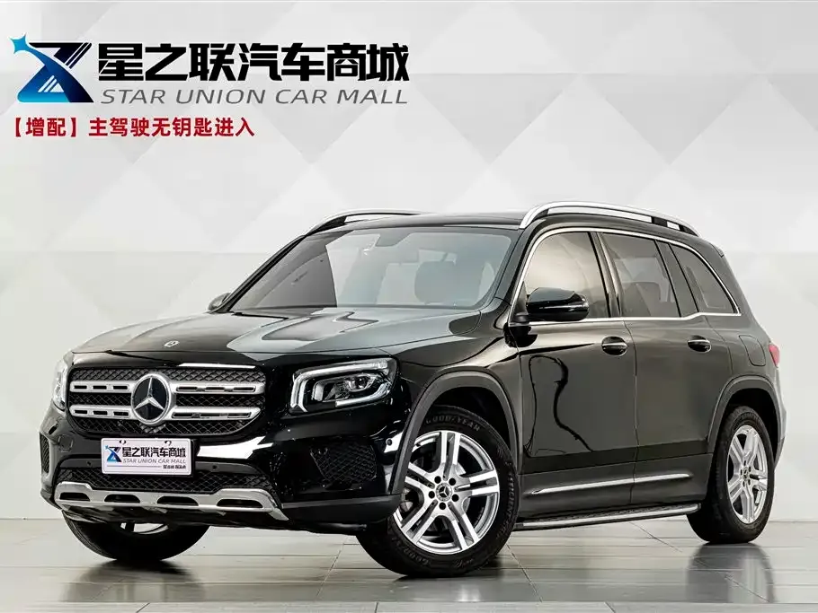 Mercedes-Benz GLB — фото 1