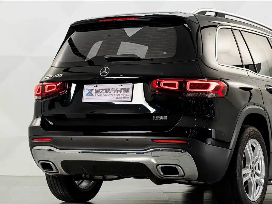 Mercedes-Benz GLB — фото 3