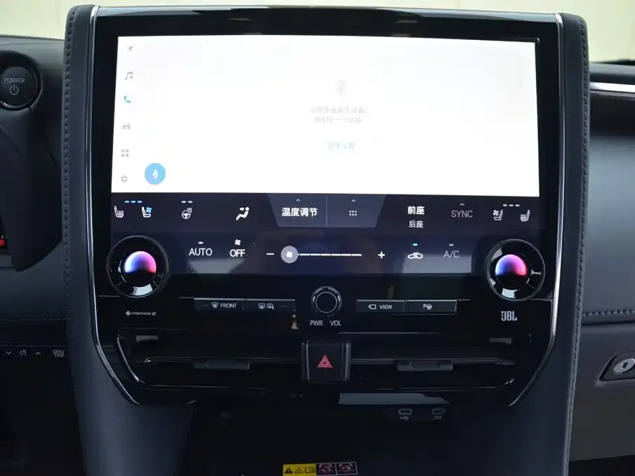 Toyota Alphard — фото 3