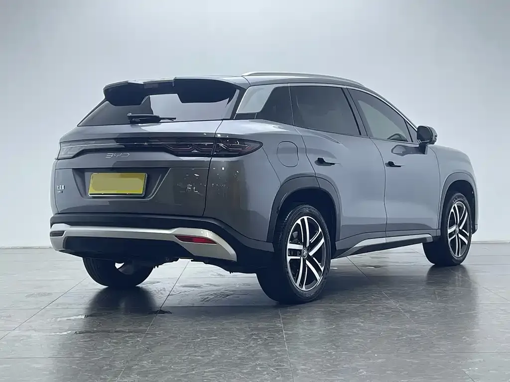 BYD L DM-i — фото 7