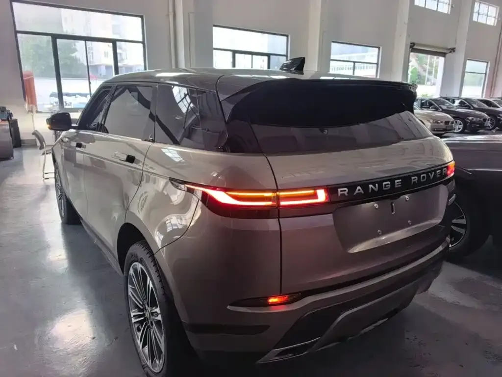 Land Rover Evoque — фото 9