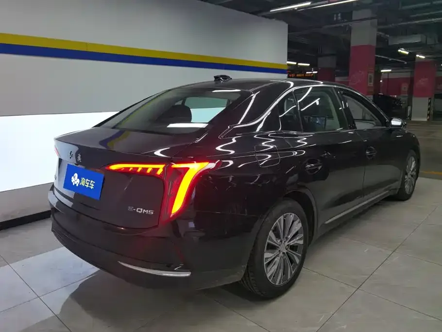 Hongqi E-QM5 — фото 2
