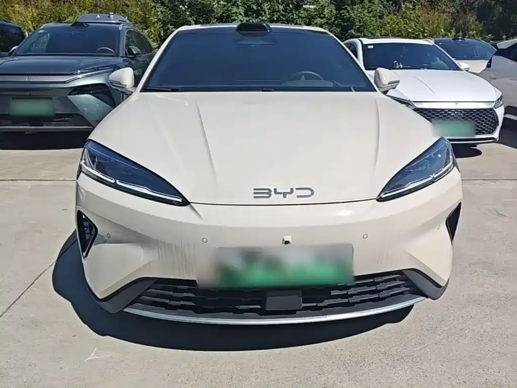 BYD Seal 07 DM-i — фото 4