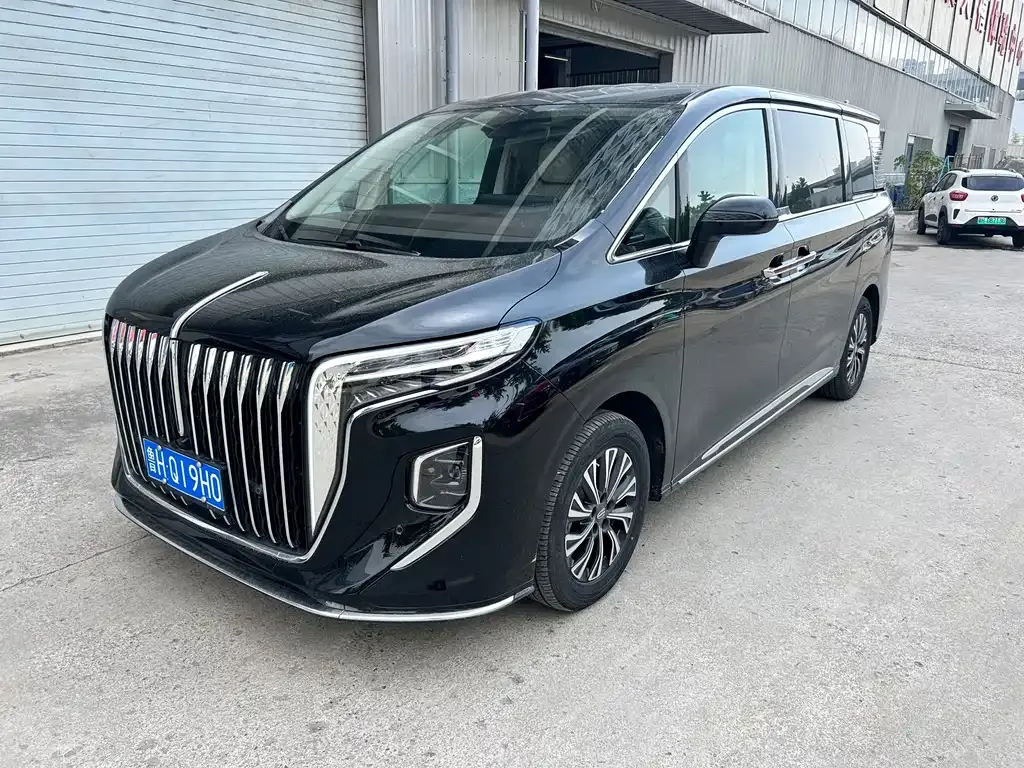 Hongqi HQ9 — фото 1