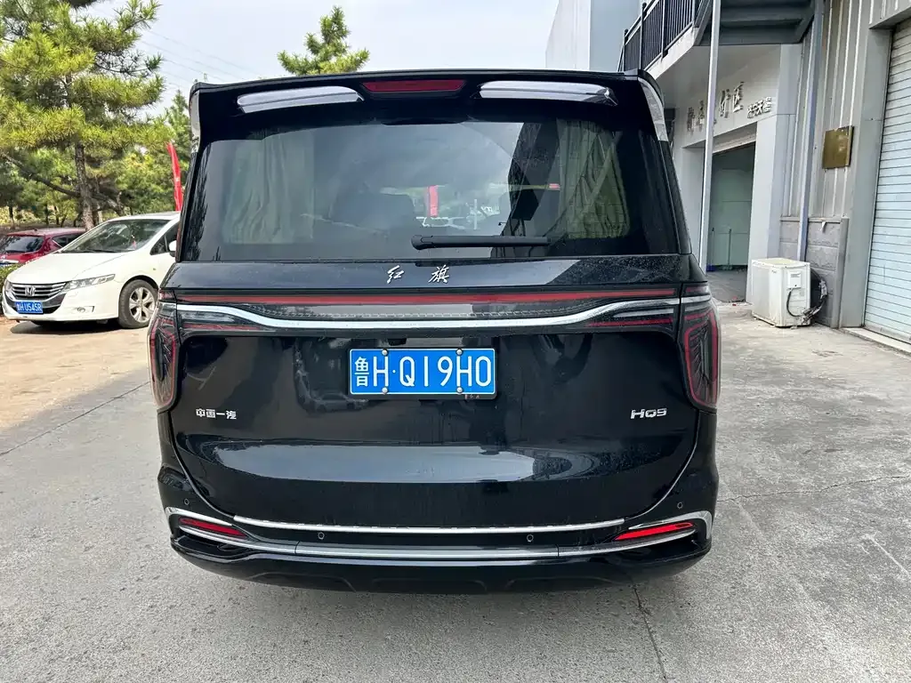 Hongqi HQ9 — фото 8