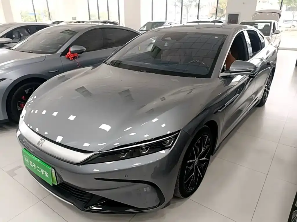 BYD Han — фото 1