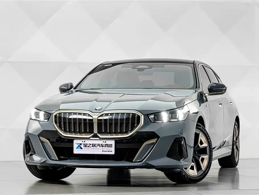 BMW 5 Series — фото 3