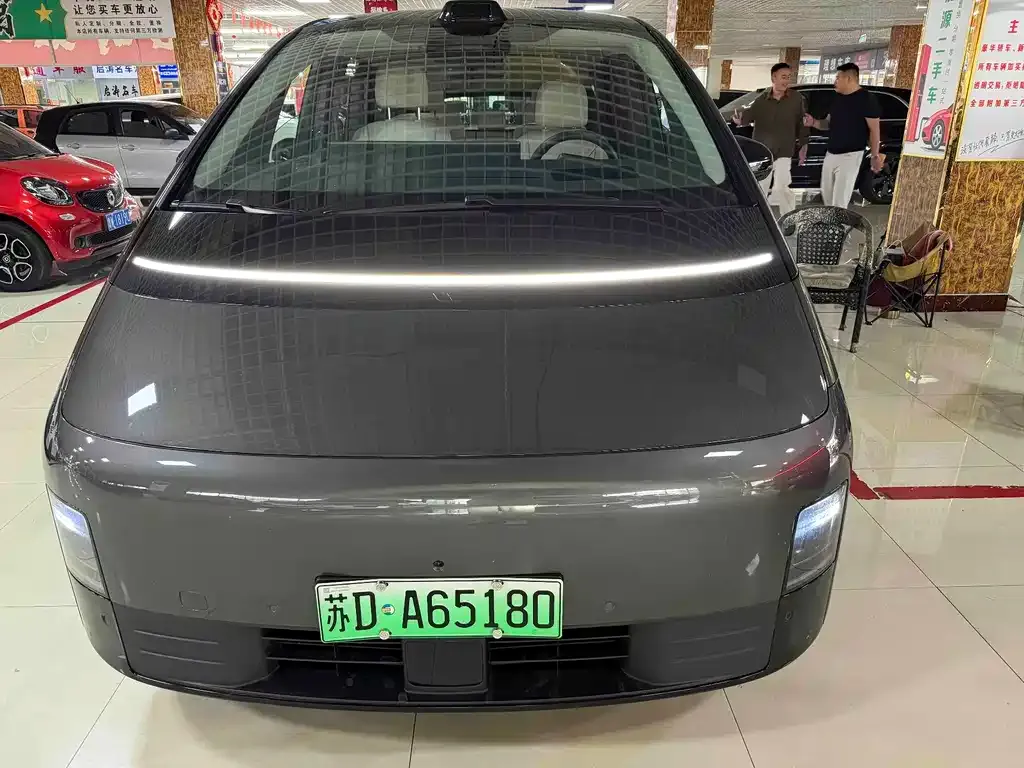 Li Auto MEGA — фото 1