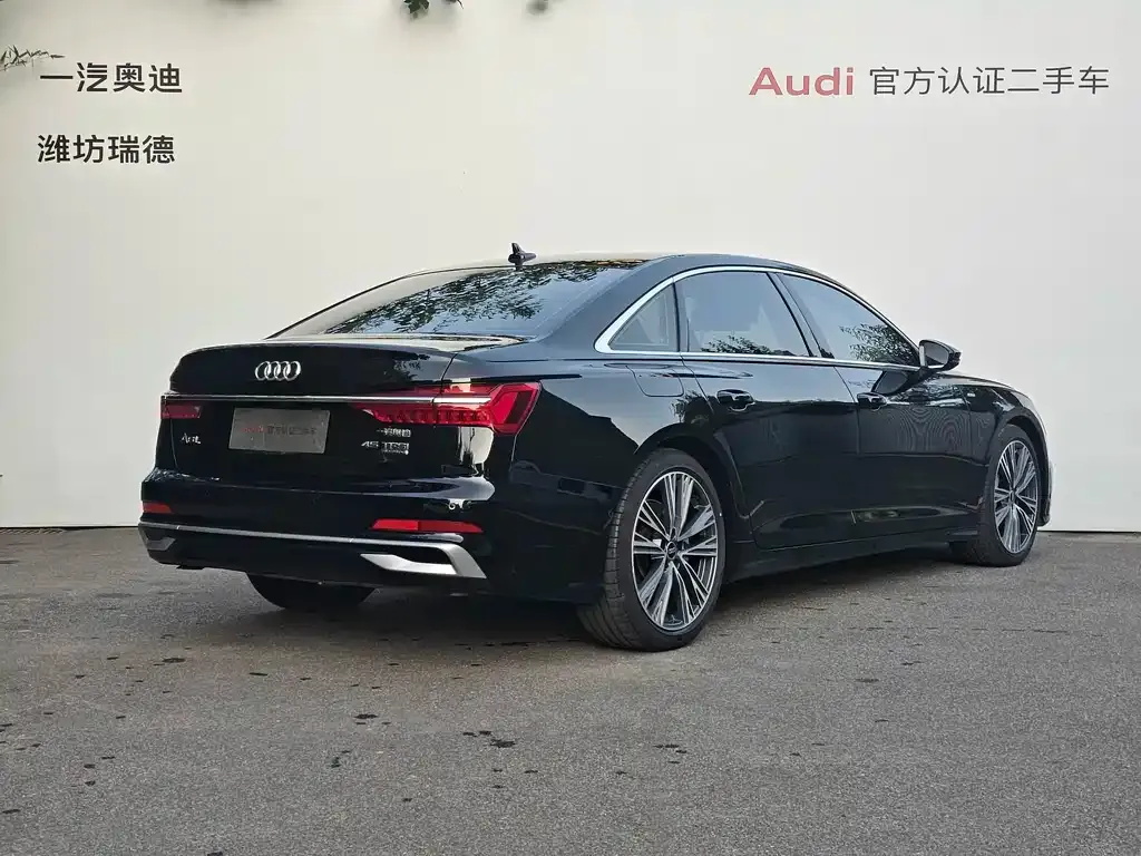 Audi A6L — фото 2