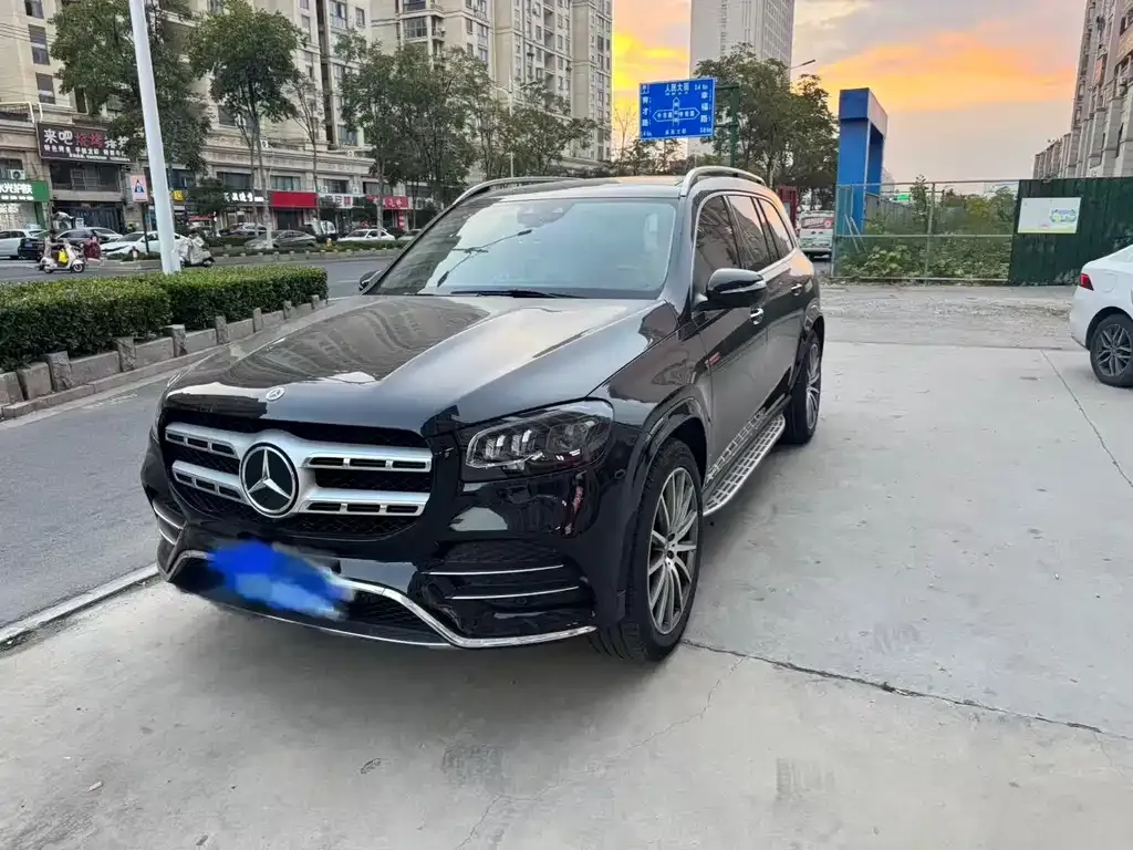 Mercedes-Benz GLS — фото 1
