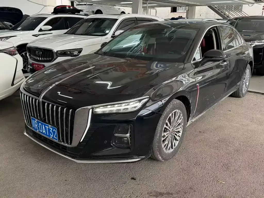 Hongqi H5 — фото 1