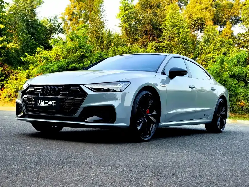 Audi A7L — фото 1