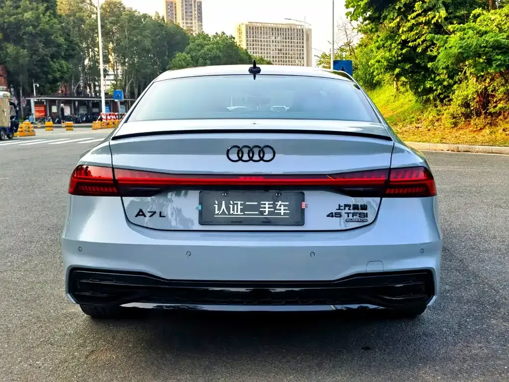 Audi A7L — фото 4