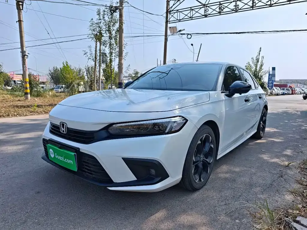 Honda Civic — фото 1