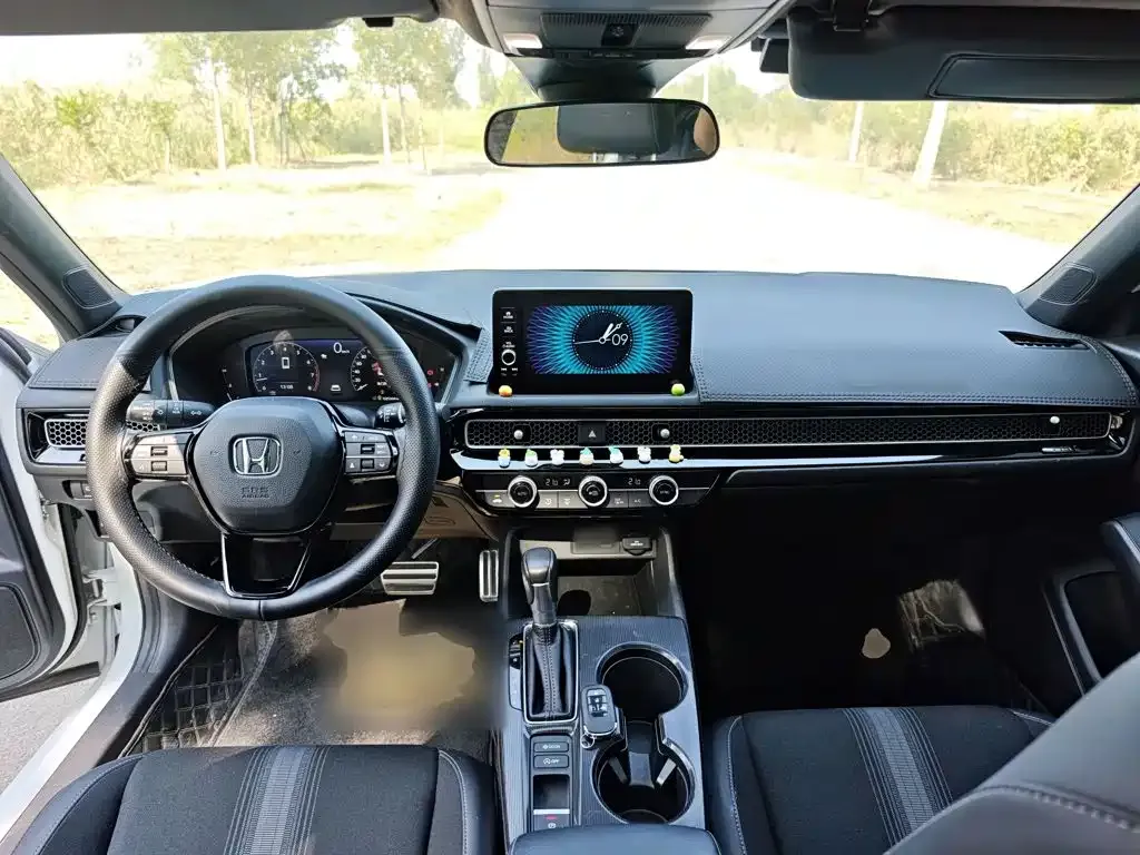 Honda Civic — фото 8