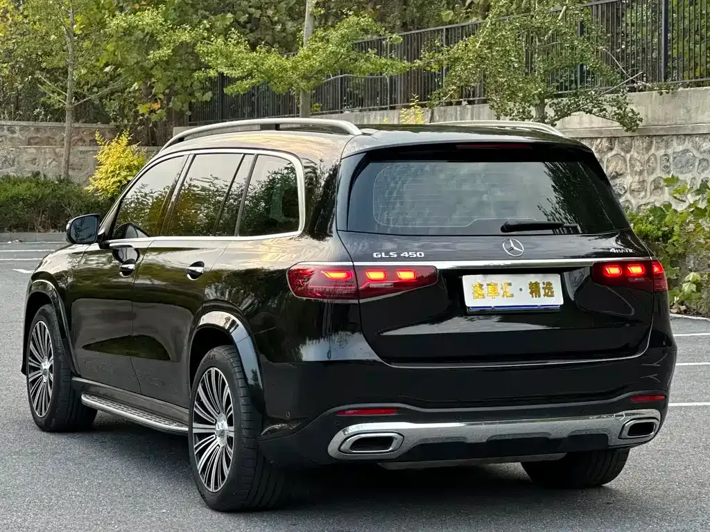 Mercedes-Benz GLS — фото 9