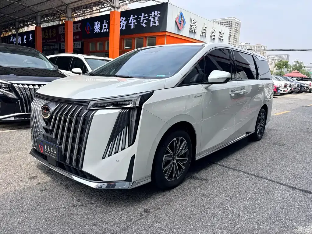 GAC Motor Trumpchi M8 — фото 1
