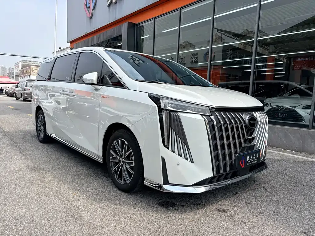 GAC Motor Trumpchi M8 — фото 2