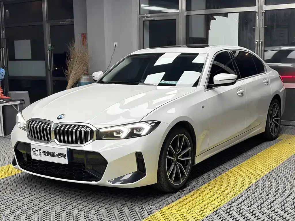 BMW 3 Series — фото 1