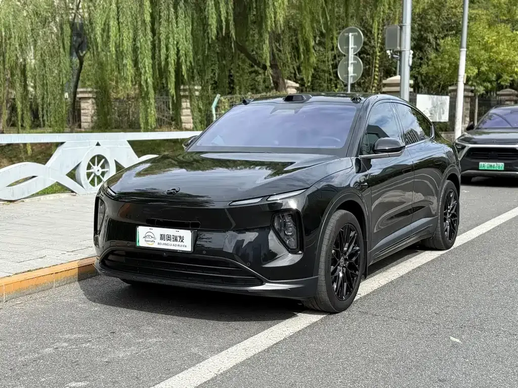 NIO EC6 — фото 1