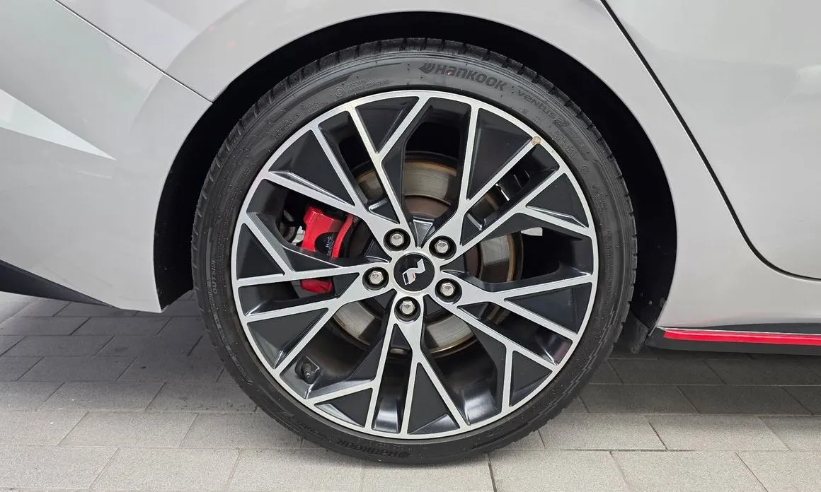 Hyundai AVANTE — фото 9