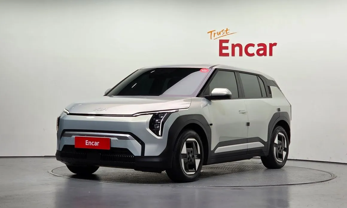 Kia EV3 — фото 1