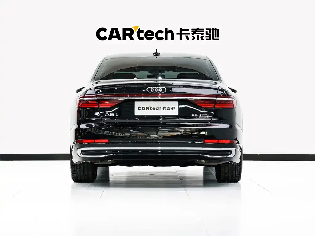 Audi A8 — фото 6