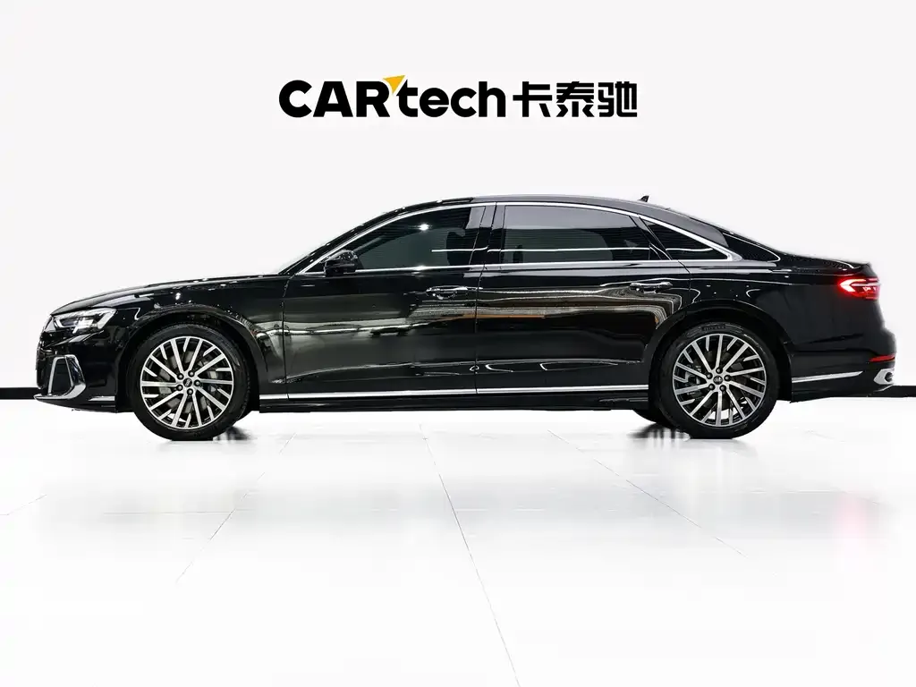Audi A8 — фото 10