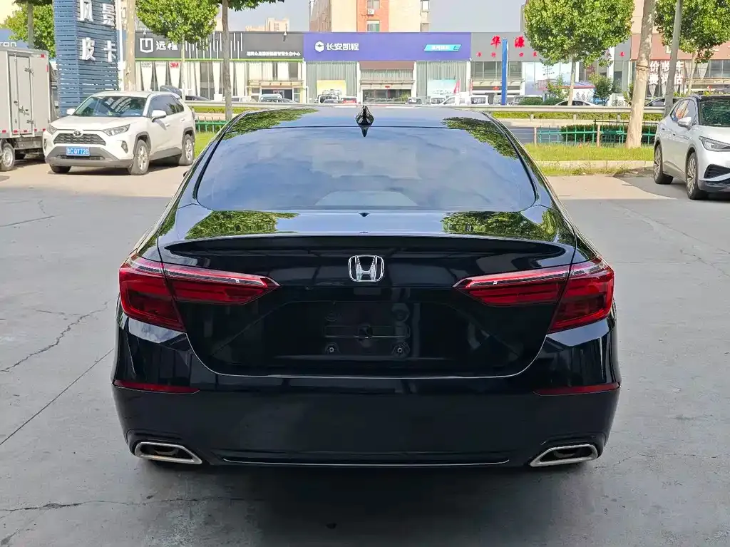 Honda Inspire — фото 5